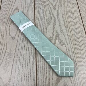 512 - Calvin Klein Tie Green Squares CK21100022 Silk Blend MSRP $69.50